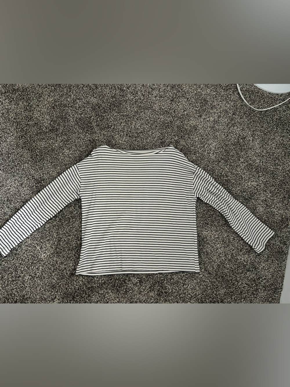 Abercrombie & Fitch Navy and Cream Striped Tee (100% cotton)